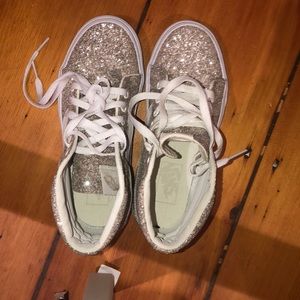 VANS
CHUNKY GLITTER SK8-HI